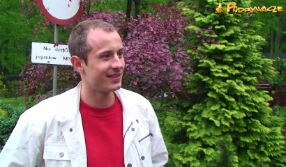 Frame from the video Lwia opiekunka poskramia podrywacza
