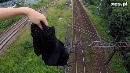 Frame from the video Ewa nie lubi ubrań