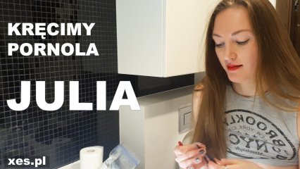 Frame from the video Kręcimy pornola - Julia