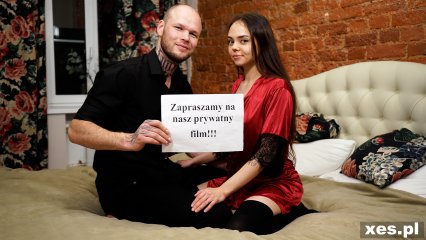 Kadr z filmu Namiętny wieczór z młodą brunetką