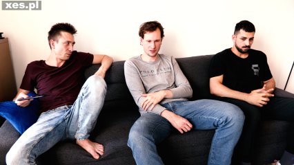 Frame from the video Nikita rozszerza trening