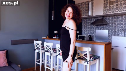 Frame from the video Aliyah znowu zachwyca
