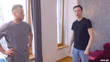 Frame from the video Zaproszona na lody