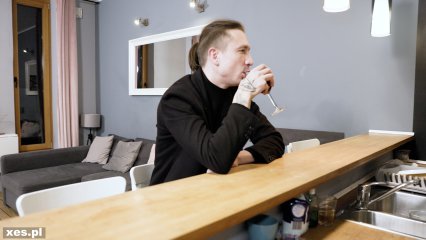 Frame from the video Barmanka